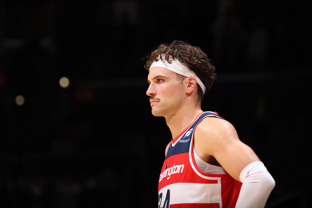 更像是俱乐 更像是俱乐