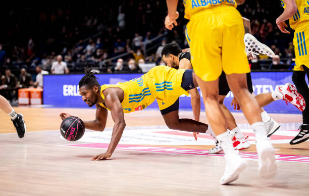 他们在主场 他们在主场